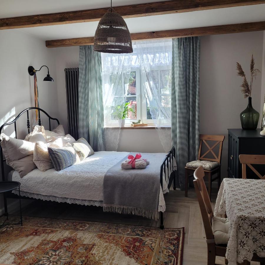 Ferienwohnung Siedlisko Przystanek Szczescie Piasutno Exterior foto