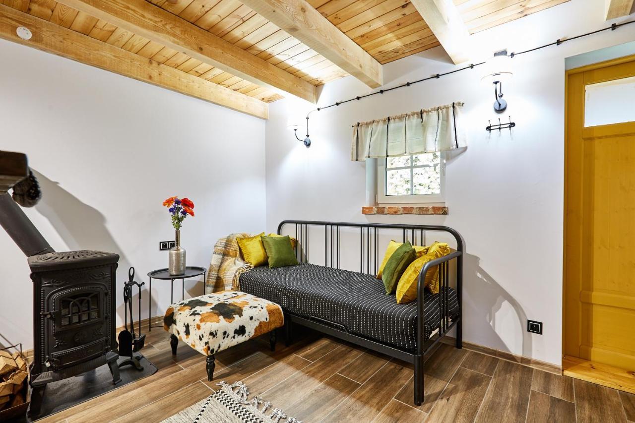Ferienwohnung Siedlisko Przystanek Szczescie Piasutno Exterior foto