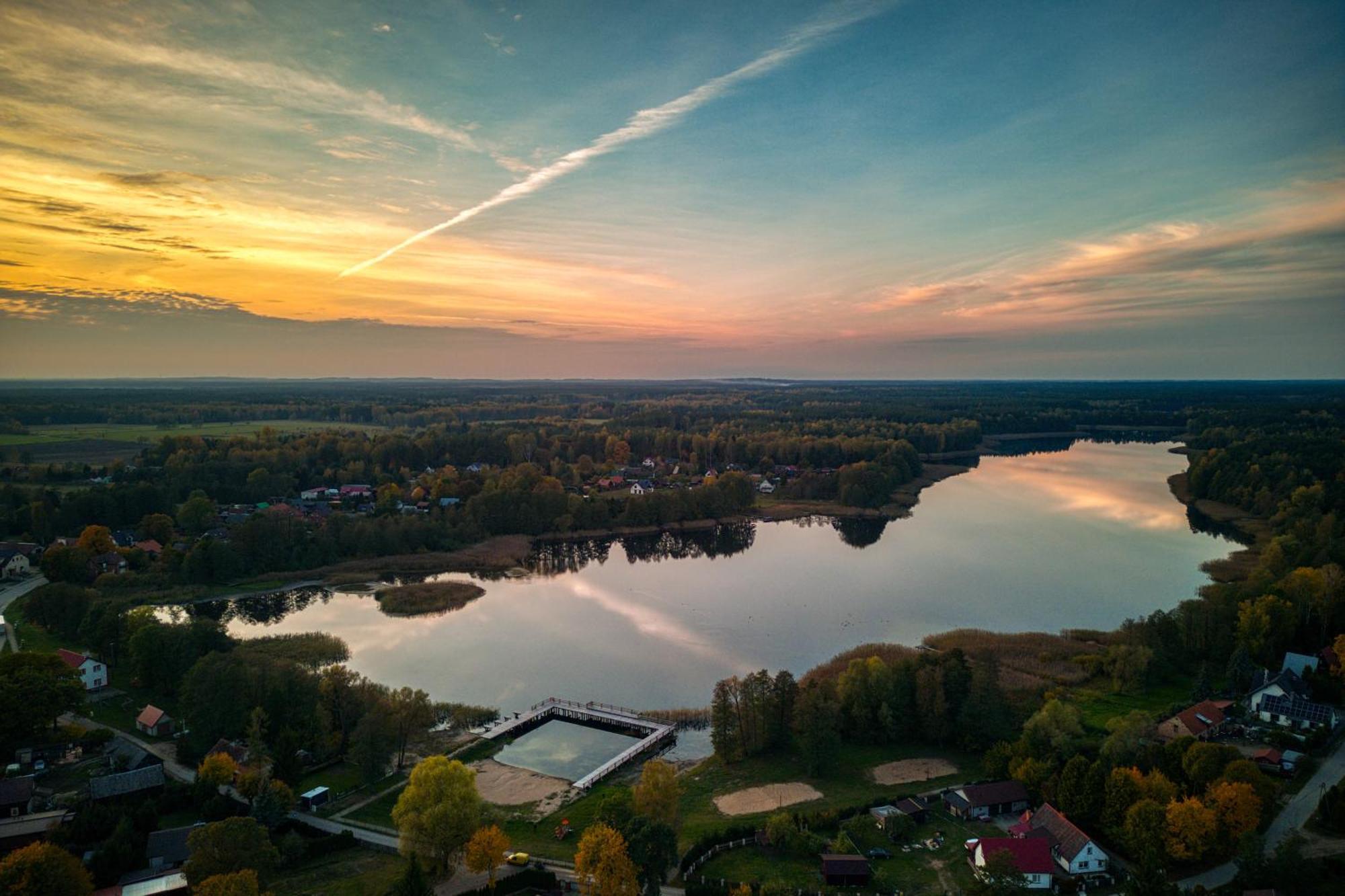 Ferienwohnung Siedlisko Przystanek Szczescie Piasutno Exterior foto